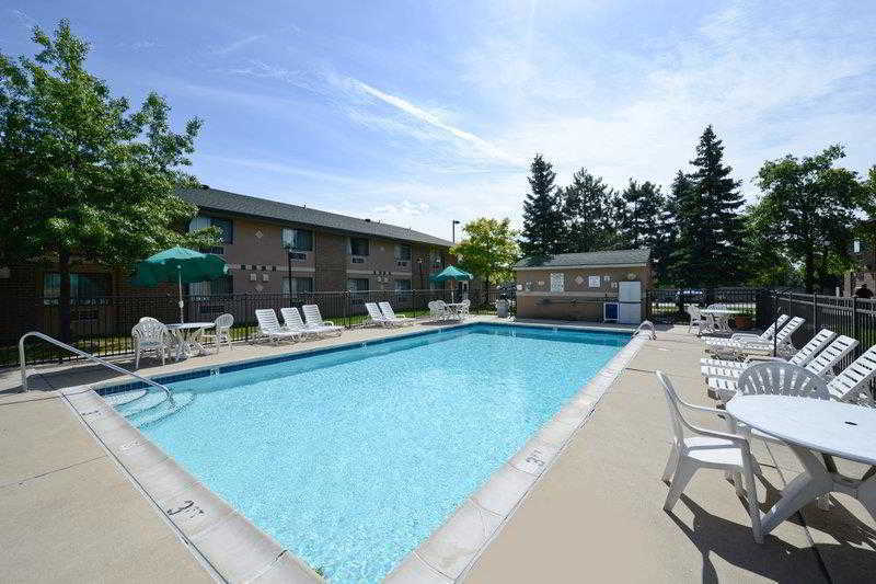 Best Western Detroit Livonia Zewnętrze zdjęcie